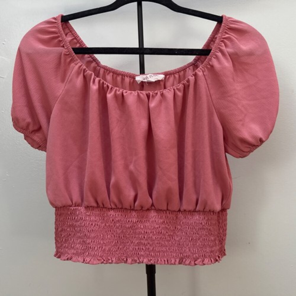 🌸Pink Rose 🌸Smocked Peplum Top Medium Puff Sleeve Cottagecore Coquette Spring
